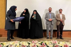 تحویل هفت دستگاه خودرو پیشرو آتش نشانی جهت شرکت های تابعه نفت مناطق مرکزی ایران