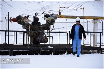خانگیران سفیدپوش شد